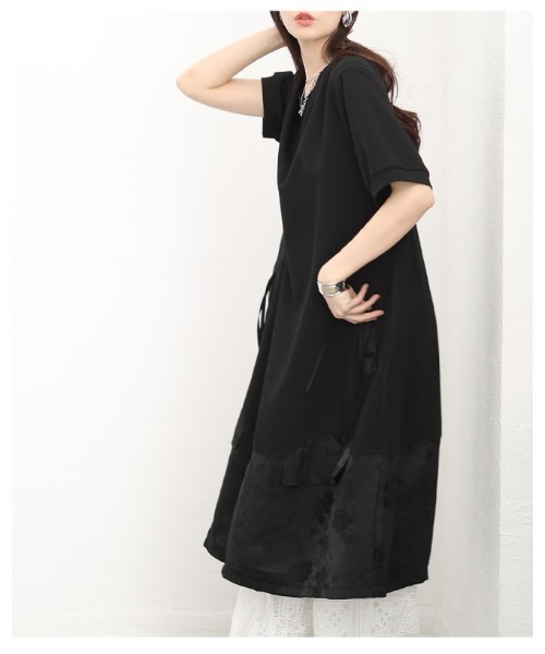 Sawa a la mode（サワアラモード）の「シノワズリ異素材カットソーワンピース（ワンピース・レディース・ブラック・FREE）」の13枚目の写真
