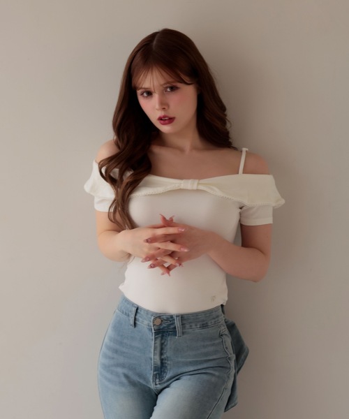 M DOLLY(エムドリー)の「Ribbon ruby off shoulder tops / リボンルビーオフショルダートップス(Tシャツ/カットソー・レディース・グレー/ホワイト/ピンク・FREE)」の6枚目の写真