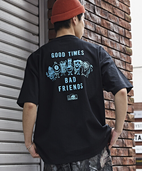 LURKING CLASS(ラーキングクラス)の「限定展開LURKING CLASS×FREAK'S STORE ラーキングクラス 別注 ヴィンテージ加工 プリント Tシャツ GOOD TIMES BAD FRND TEE(Tシャツ/カットソー・メンズ・ホワイト/ブラック・MEDIUM/LARGE/X-LARGE)」の2枚目の写真