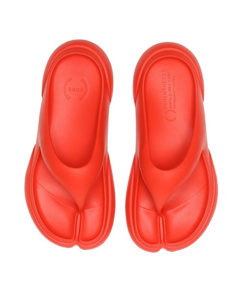 PAES(ペイズ)の「FLIPFLOP 02 119(サンダル・メンズ・レッド・26.0cm/29.0cm/28.0cm/27.0cm/25.0cm/24.0cm/23.0cm)」の1枚目の写真