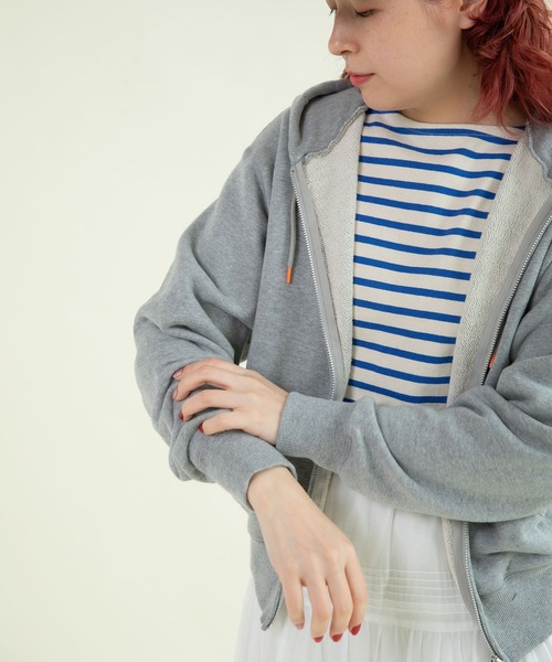 CHILD WOMAN(チャイルドウーマン)の「30/10裏毛フードzipパーカー(セットアップ対応)(パーカー・レディース・グレー/アイボリー/ピンク・FREE)」の14枚目の写真