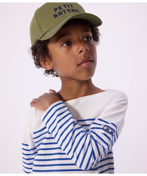 PETIT BATEAU(プチバトー)の「ロゴ刺繍キャップ(キャップ・キッズ・カーキ・4YEAR/8YEAR/12YEAR)」の4枚目の写真