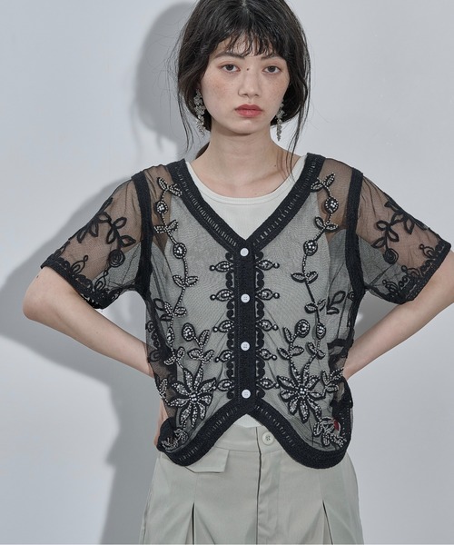 THE YOn（ザヨン）の「フラワービーズ刺繍チュールシアーブラウス（シャツ/ブラウス・レディース・ブラック/オフホワイト・FREE）」の15枚目の写真