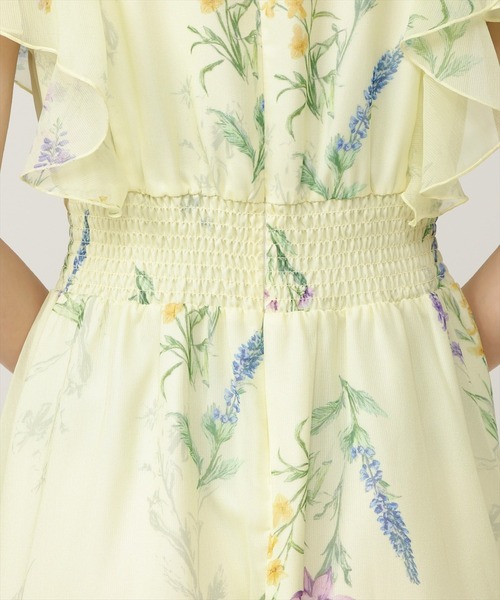 AND COUTURE(アンドクチュール)の「ノースリーブボタニカルワンピース(ワンピース・レディース・イエロー系その他/ホワイト系その他/ブルー系その他・FREE)」の19枚目の写真