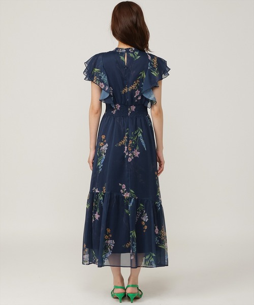 AND COUTURE(アンドクチュール)の「ノースリーブボタニカルワンピース(ワンピース・レディース・イエロー系その他/ホワイト系その他/ブルー系その他・FREE)」の12枚目の写真