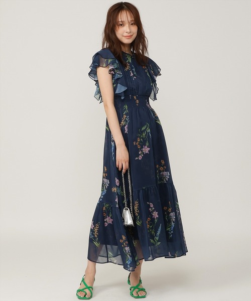 AND COUTURE(アンドクチュール)の「ノースリーブボタニカルワンピース(ワンピース・レディース・イエロー系その他/ホワイト系その他/ブルー系その他・FREE)」の10枚目の写真