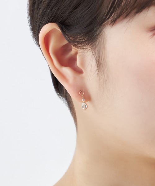festaria bijou SOPHIA(フェスタリアビジュソフィア)の「K10YG トパーズ ピアス(ピアス(両耳用)・レディース・イエローゴールド・ONE SIZE)」の3枚目の写真