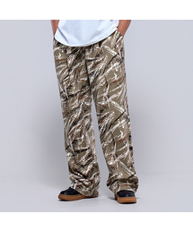 PHYSICAL GARMENTS（フィジカルガーメンツ）の「P2594 シグネチャーカモワイドパンツ [2色]（スウェットパンツ）」