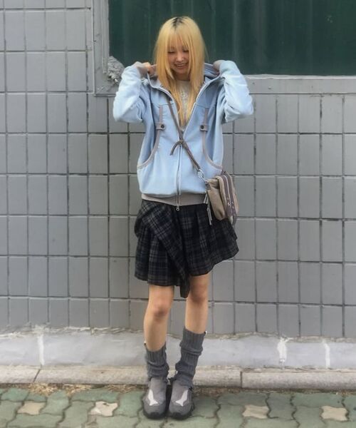 kaifai(カイファイ)の「カーブボタンフードジップアップ(スカイブルー)K26QA220(パーカー・レディース・その他・MEDIUM/LARGE)」の10枚目の写真