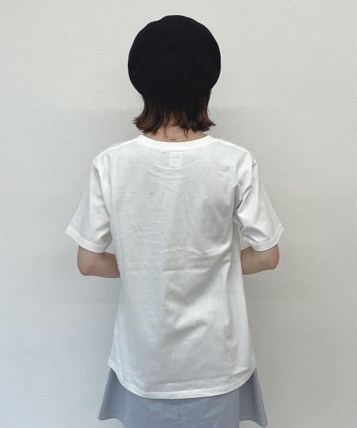 F i.n.t(フィント)の「マーガレットロゴプリントTシャツ/fint フィント(Tシャツ/カットソー・レディース・ブルー/レッド・FREE)」の16枚目の写真