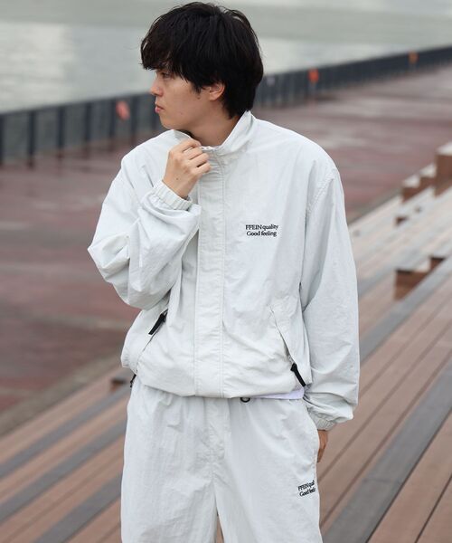 FFEIN(フェイン)の「【撥水加工】FFEIN(フェイン)ロゴ刺繍ナイロンワイドイージーパンツ/ セットアップ ナイロンカーゴパンツ 撥水加工 刺繍(その他パンツ・メンズ・アイボリー/ブラック/カーキ/ネイビー・MEDIUM/LARGE/SMALL/X-SMALL)」の22枚目の写真