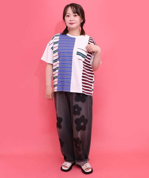 ScoLar（スカラー）の「162696：ボーダー切替 スカラーちゃんバックプリントTシャツ（Tシャツ/カットソー・レディース・オフホワイト/アイボリー/ブラック・M）」の4枚目の写真