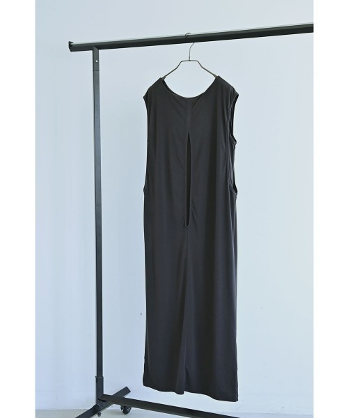 marjour(マージュール)の「DOUBLE LAYERED I-LINE DRESS(ワンピース・レディース・チャコール/ブラック・M/L)」の12枚目の写真