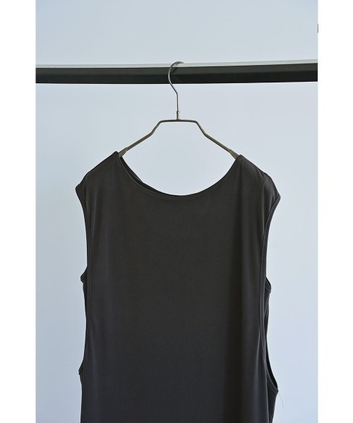 marjour(マージュール)の「DOUBLE LAYERED I-LINE DRESS(ワンピース・レディース・チャコール/ブラック・M/L)」の13枚目の写真