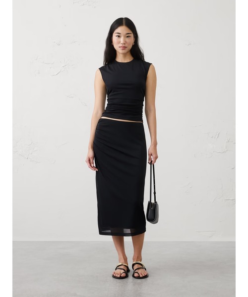 BANANA REPUBLIC FACTORY STORE(バナナリパブリック ファクトリーストア)の「BANANA REPUBLIC FACTORY STORE メッシュサイドシャーリングトップス(シャツ/ブラウス・レディース・ブラック/ブラウン・XS/S/M/L)」の1枚目の写真