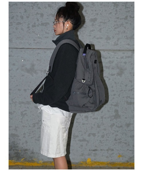 OFFWINTER(オフウィンター)の「【OFFWINTER】ロケットバックパック / リュック 大容量 / PC収納可 16インチ(スペースシリーズ)(バックパック/リュック・メンズ・グレー/グリーン/カーキ・LARGE)」の9枚目の写真