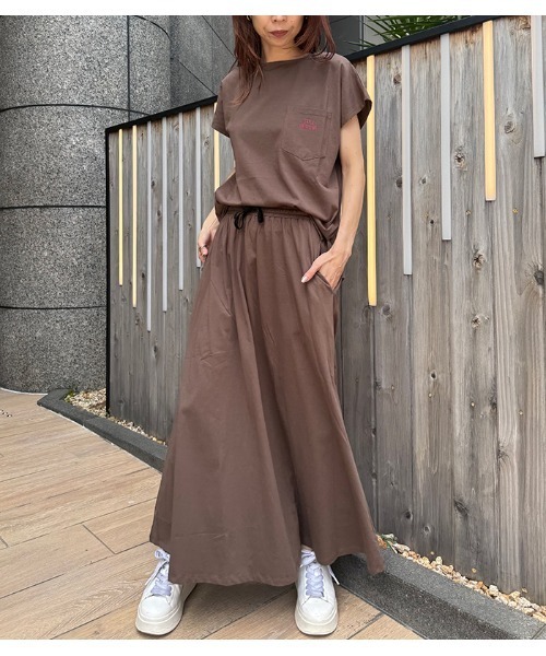 C.C.CROSS(シーシークロス)の「【C.C.CROSS(シーシークロス)】《2枚セット》カットソー×ナロースカートセットアップ(セットアップ・レディース・ブラック/ブラウン・FREE)」の17枚目の写真