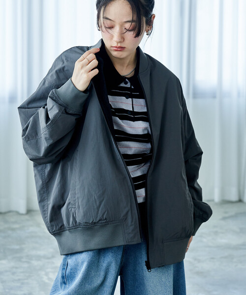 FREAK'S STORE(フリークスストア)の「限定展開 ナイロン フリース リバーシブル MA-1/ジップアップブルゾン(ブルゾン・メンズ・ネイビー/ベージュ/オリーブ/レオパード/ブラック/チャコールグレー・SMALL/MEDIUM/LARGE)」の20枚目の写真