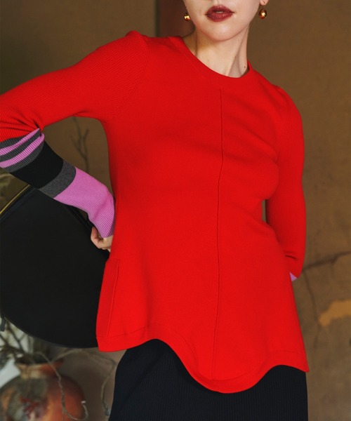 OMMO(オーエムエムオー)の「ROUND HEM BLOCKING KNIT TOP(ニット/セーター・レディース・ブラック/レッド/グレー/グリーン・F)」の20枚目の写真