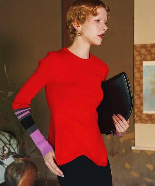 OMMO(オーエムエムオー)の「ROUND HEM BLOCKING KNIT TOP(ニット/セーター・レディース・ブラック/レッド/グレー/グリーン・F)」の21枚目の写真