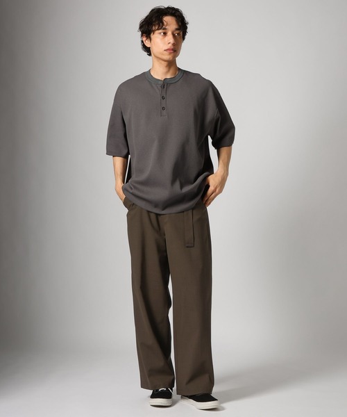 BAYFLOW（ベイフロー）の「ベルテッドワイドトラウザー（その他パンツ・メンズ・ライトグレー/ブラウン/チャコール・MEDIUM/LARGE）」の9枚目の写真