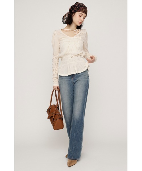 SLY（スライ）の「SHEER VELOUR SHIRRING TOPS シアーベロアシャーリングトップス 秋服（シャツ/ブラウス・レディース・アイボリー/ブラック・FREE）」の4枚目の写真