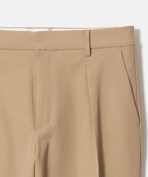 UNITED ARROWS GOLF(ユナイテッドアローズゴルフ)の「メンズ 1プリーツ スラックス 吸水速乾 UV 防シワ(スラックス・メンズ・ネイビー/ベージュ・L/M/XL)」の18枚目の写真
