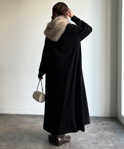 DouDou(ドゥドゥ)の「【WEB限定】サイド異素材切替ワンピース(ワンピース・レディース・カーキ/ブラック・FREE)」の7枚目の写真
