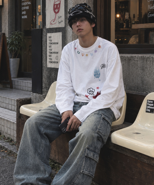 ARTISTWEAR(アーティストウェア)の「UNREAL MONSTER 長袖Tシャツ(Tシャツ/カットソー・レディース・ホワイト/ブラック・MEDIUM/LARGE/X-LARGE/XX-LARGE)」の5枚目の写真