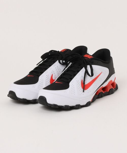 NIKE(ナイキ)の「【NIKE】ナイキ REAX 8 NSW SL(リアックス8 NSW SL)IR5118(スニーカー・メンズ・ホワイト×レッド/ブラック×ホワイト/ホワイト/ブラック×ブラック・26.5cm/27.0cm/27.5cm/28.0cm/29.0cm)」の2枚目の写真