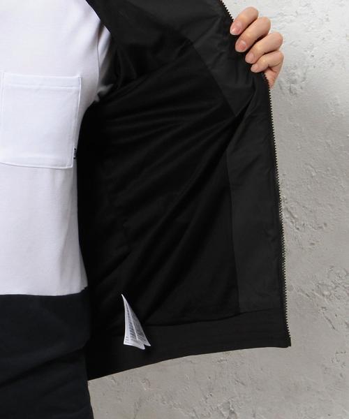 NIKE（ナイキ）の「[ナイキ] BC NIKE WIND RUNNER◆（ナイロンジャケット・メンズ・ブラック/レッド・SMALL/MEDIUM/LARGE）」の8枚目の写真