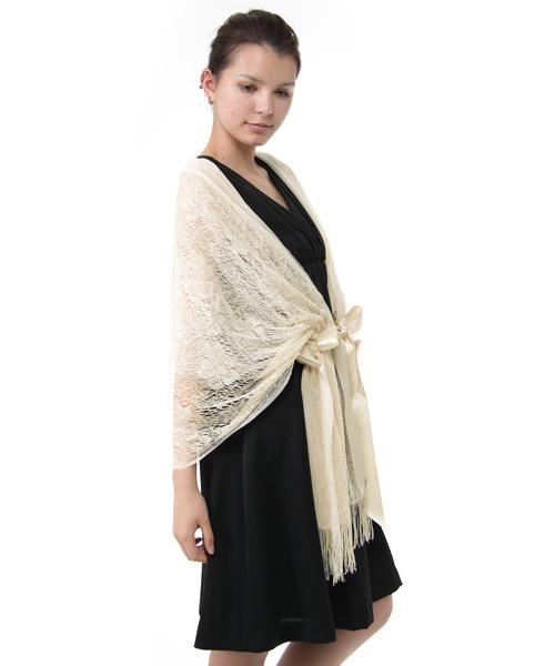 NANO universe（ナノユニバース）の「レース羽織りストール