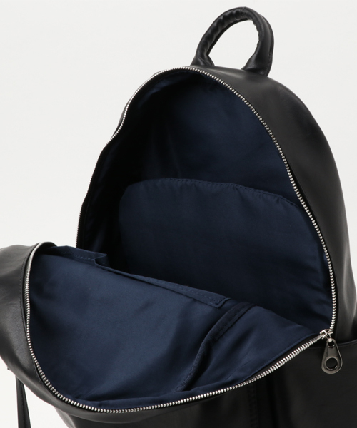 anello（アネロ）の「【anello】ヴィンテージ調合皮プレミアムデイパック（バックパック/リュック・レディース・ブラック/キャメル/ダークブラウン/ネイビー・FREE）」の10枚目の写真