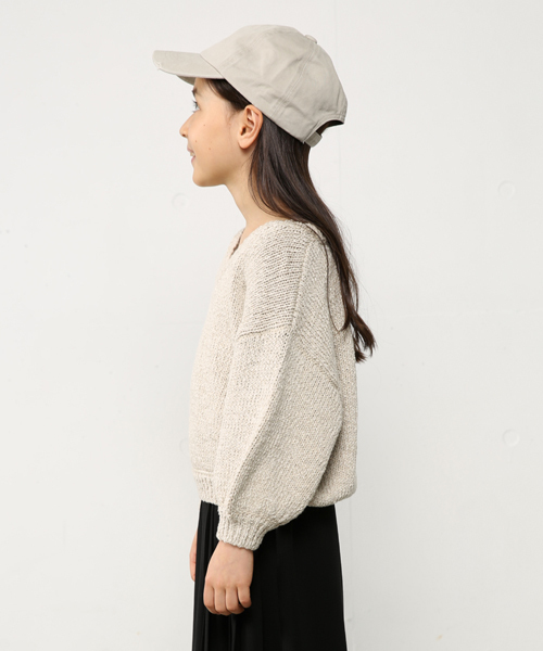 AZUL by moussy(アズールバイマウジー)の「Vネックローゲージプルオーバー(ニット/セーター・キッズ・ベージュ/オフホワイト・120/150/110/140/130/100)」の11枚目の写真