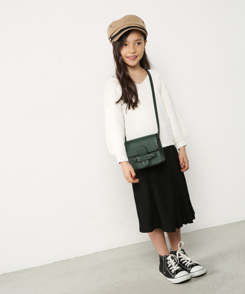 AZUL by moussy(アズールバイマウジー)の「Vネックローゲージプルオーバー(ニット/セーター・キッズ・ベージュ/オフホワイト・120/150/110/140/130/100)」の13枚目の写真