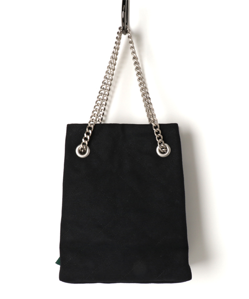 TEMBEA（テンベア）の「TEMBEA（テンベア）:スモール チェーン ポーチ（ハンドバッグ・レディース・ブラック/オフホワイト・ONE SIZE）」の3枚目の写真