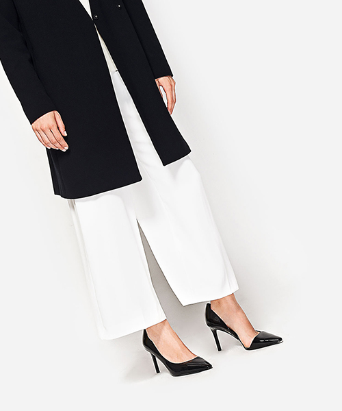 CHARLES & KEITH（チャールズ & キース）の「ポインテッドトゥドルセイパンプス / POINTED TOE D'ORSAY PUMPS（パンプス・レディース・ブラック/グリーン/ピンク/ブルー・23.5cm/23cm/22.5cm/24.5cm/25cm）」の11枚目の写真