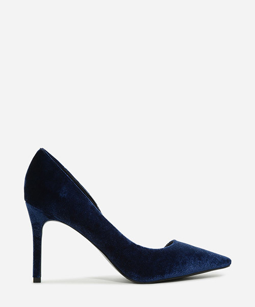 CHARLES & KEITH（チャールズ & キース）の「ポインテッドトゥドルセイパンプス / POINTED TOE D'ORSAY PUMPS（パンプス・レディース・ブラック/グリーン/ピンク/ブルー・23.5cm/23cm/22.5cm/24.5cm/25cm）」の9枚目の写真