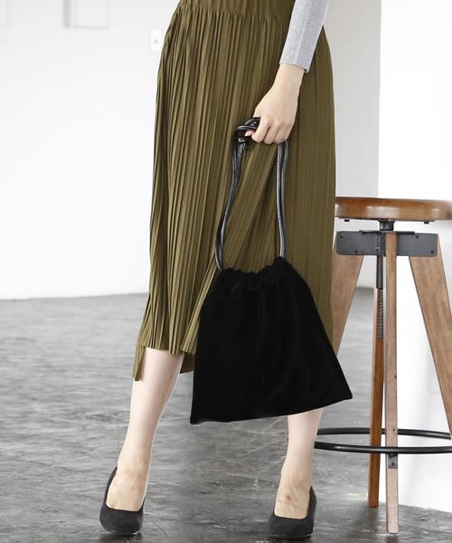 coen(コーエン)の「『リンネル』2017/11月号掲載】ベロアタッチ巾着バッグ(ハンドバッグ・レディース・ブラック/ワインレッド・FREE)」の11枚目の写真