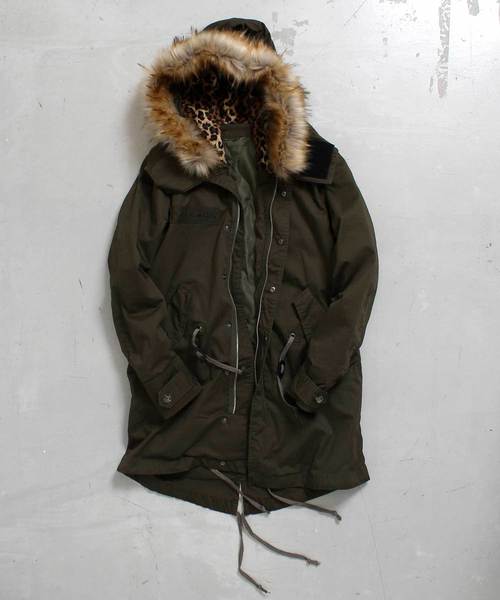 BUCCA 44（ブッカフォーティーフォー）の「【BUCCA 44】バックプリント