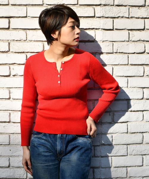 CIAOPANIC（チャオパニック）の「コットンシルクヘンリーネックプルオーバー（ニット/セーター・レディース・ブラック/レッド/ピンク/イエロー/グリーン/アイボリー・FREE）」の6枚目の写真