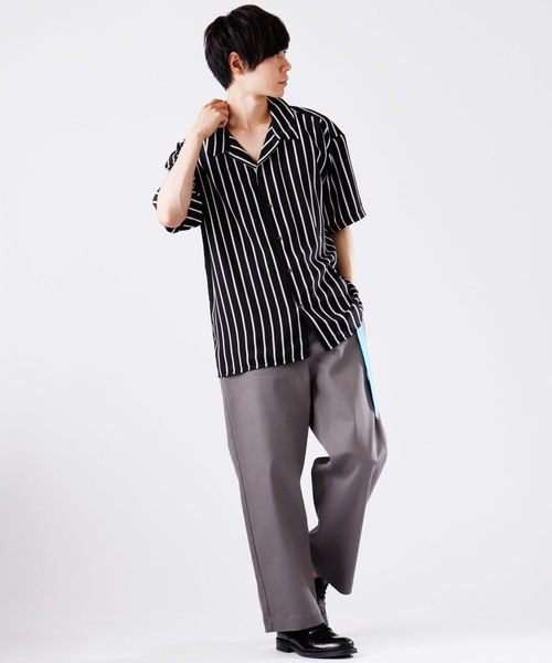 MONO-MART（モノマート）の「サテンストライプオープンカラーシャツ(1/2 sleeve)（シャツ/ブラウス・メンズ・ホワイト/ブラック/ネイビー・FREE）」の11枚目の写真