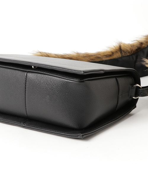 Laugoa（ラウゴア）の「【LAUGOA/ラウゴア】Mine 2wayショルダーバッグ（ショルダーバッグ・レディース・ブラック/ベージュ/グレー/その他1・ONESIZE）」の6枚目の写真