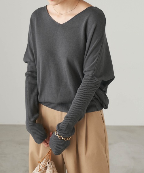 Chaco closet（チャコ クローゼット）の「Vネックドルマンスリーブ長袖リブコットンニット（ニット/セーター・レディース・ブラック/ライトグリーン/ピンク/ライトブルー/アイボリー/グレー/ライトパープル/ベージュ/カーキ/モカ/ダークベージュ/テラコッタ/チャコールグレー/グリーン系その他/ラベンダー/グリーン系その他2/ダークパープル/ライトピンク/ブルーグリーン・FREE）」の22枚目の写真