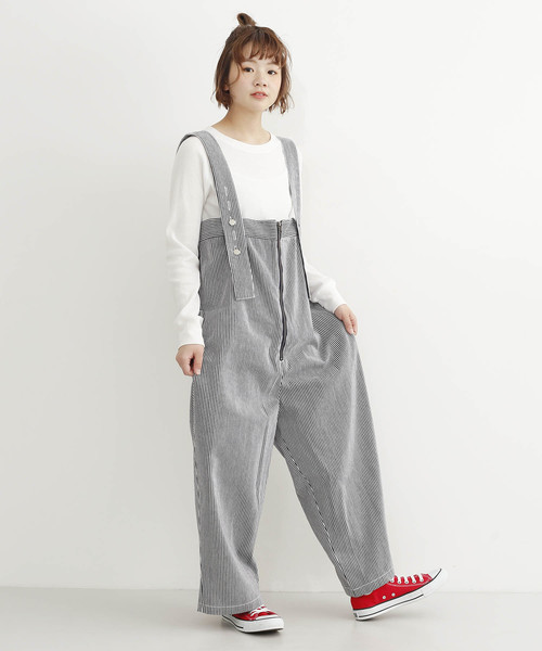 MERLOT(メルロー)の「ヒッコリーストライプ柄フロントジップサロペット052-7099(サロペット/オーバーオール・レディース・ネイビー/ブラウン・FREE)」の18枚目の写真