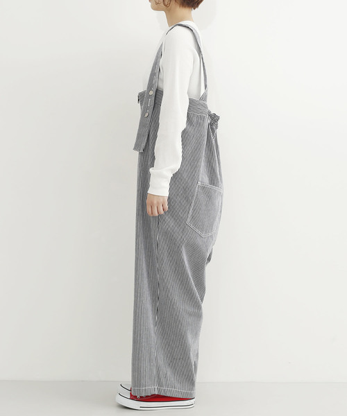 MERLOT(メルロー)の「ヒッコリーストライプ柄フロントジップサロペット052-7099(サロペット/オーバーオール・レディース・ネイビー/ブラウン・FREE)」の14枚目の写真