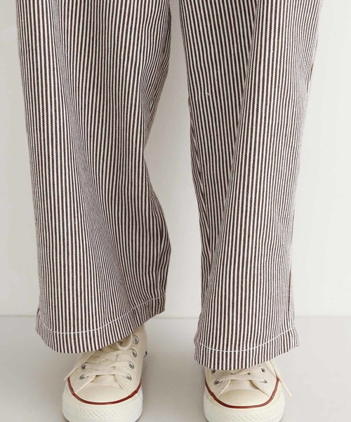 MERLOT(メルロー)の「ヒッコリーストライプ柄フロントジップサロペット052-7099(サロペット/オーバーオール・レディース・ネイビー/ブラウン・FREE)」の4枚目の写真