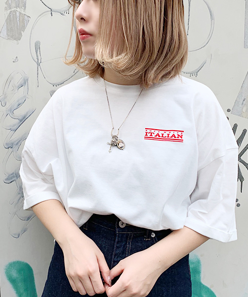 apres jour(アプレジュール)の「アソートプリントTシャツ【ZOZOTOWN限定アイテム】(Tシャツ/カットソー・レディース・スモークピンク/ホワイト系その他/その他/オフホワイト/グリーン系その他/ラベンダー/ブルー系その他/レッド系その他/ホワイト/ブラック/ブルー/ホワイト系その他3/ホワイト系その他2・フリー)」の14枚目の写真