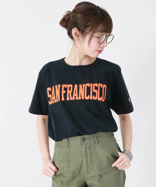 HER CLOSET（ハークローゼット）の「【Champion】MADE IN USA T1011 LogoT-SHIRTS（Tシャツ/カットソー・レディース・ホワイト/グレー/ブラック/バイオレット/ライトブルー/ネイビー/モスグリーン/ゴールド・S/M/L）」の2枚目の写真