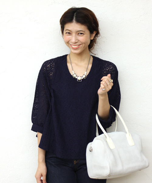 mystic（ミスティック）の「レースバルーン袖ショートプルオーバー（シャツ/ブラウス・レディース・ラベンダー/ベージュ/ブラック/オフホワイト/ネイビー/グリーン・ﾌﾘ-）」の5枚目の写真